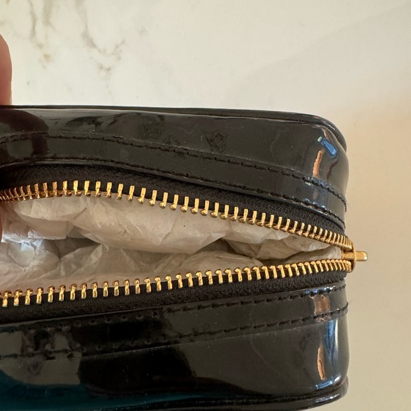 Tory Burch patent small cosmetic case - Picture 5 of 6